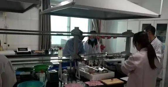 警惕 此地出現(xiàn)多例出血熱患者